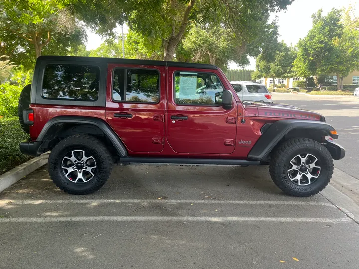 RED, 2021 JEEP WRANGLER UNLIMITED Image 2
