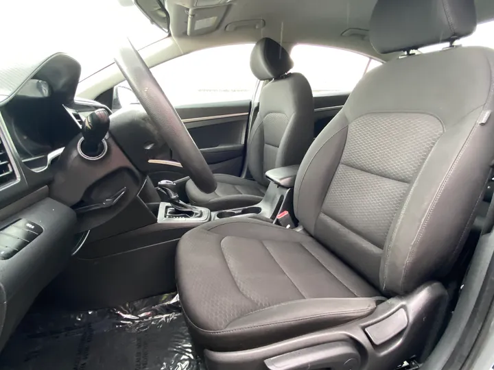 N / A, 2019 HYUNDAI ELANTRA Image 10