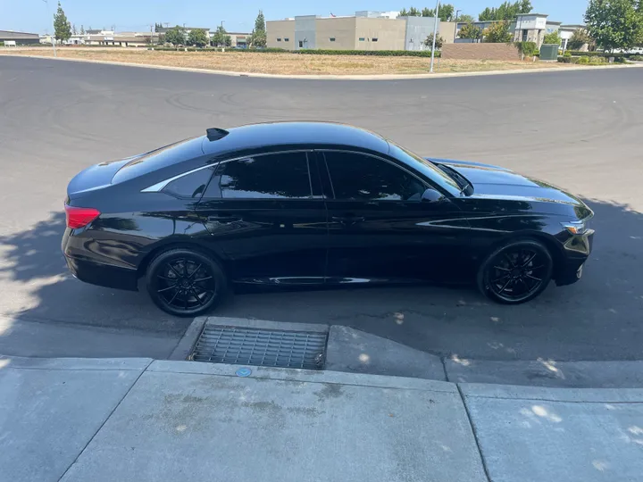 N / A, 2018 HONDA ACCORD Image 5