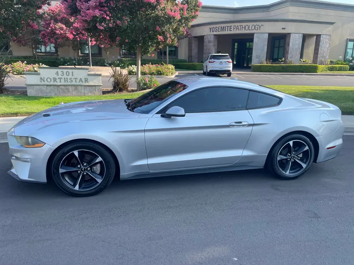 N / A, 2019 FORD MUSTANG Image 4