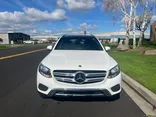 WHITE, 2018 MERCEDES-BENZ GLC Thumnail Image 2