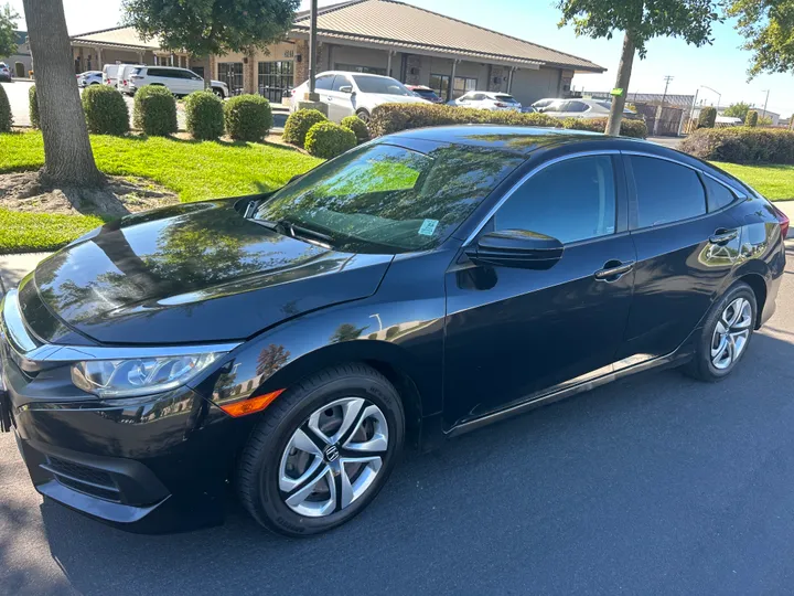 N / A, 2018 HONDA CIVIC Image 3