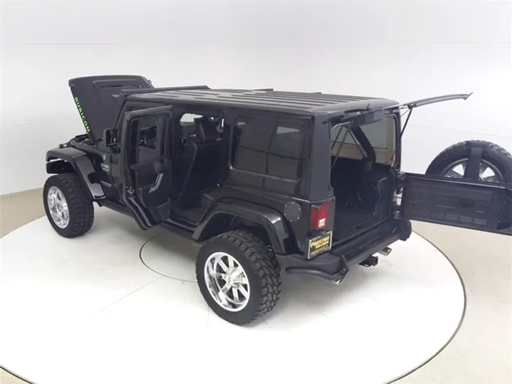 Black Clearcoat, 2012 JEEP WRANGLER Image 29