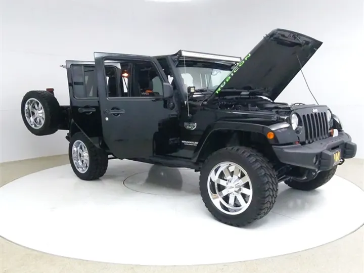 Black Clearcoat, 2012 JEEP WRANGLER Image 9