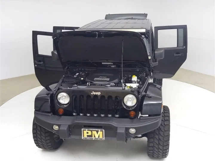 Black Clearcoat, 2012 JEEP WRANGLER Image 26