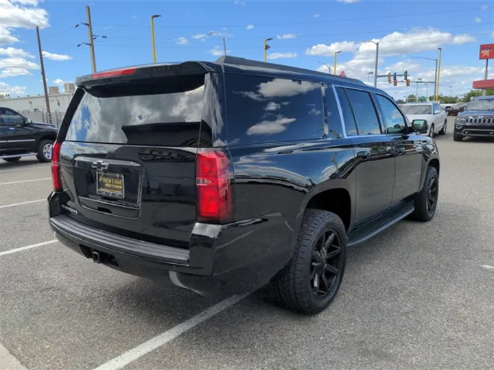 Black, 2016 CHEVROLET SUBURBAN Image 7