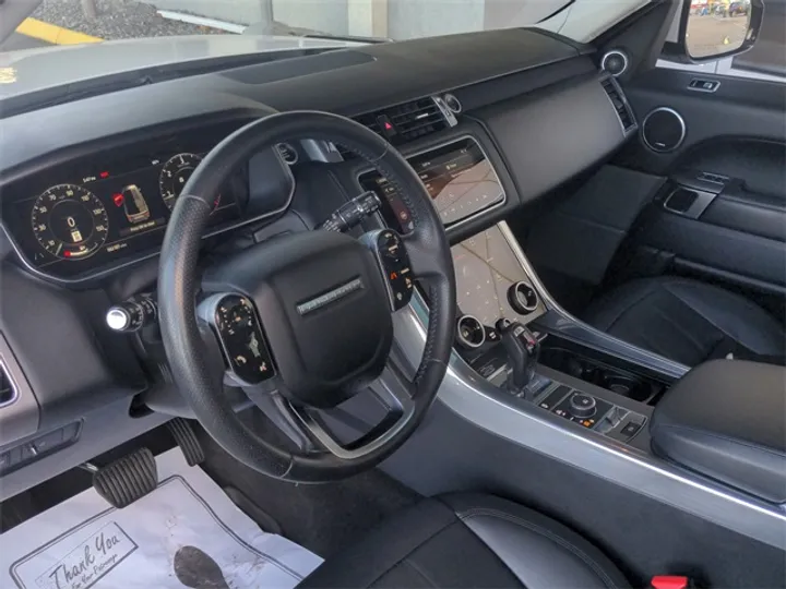 White, 2019 LAND ROVER RANGE ROVER SPORT Image 16