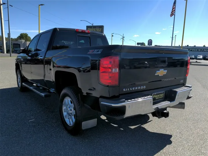 Black, 2015 CHEVROLET SILVERADO 2500HD Image 5