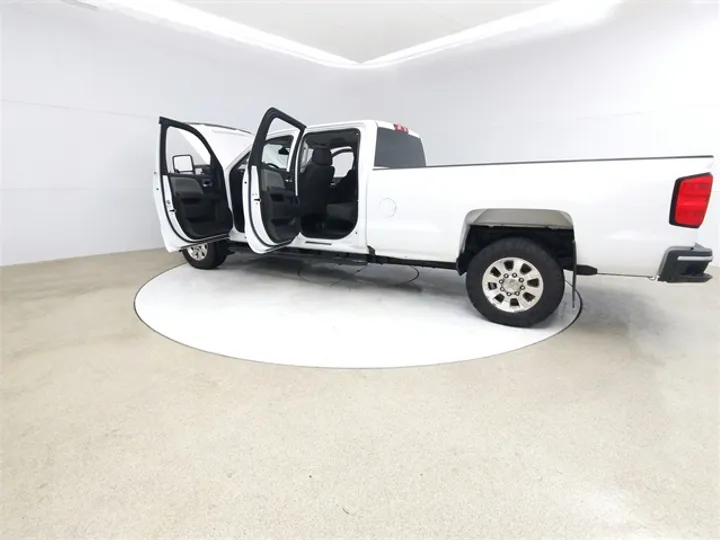 Summit White, 2018 CHEVROLET SILVERADO 3500HD Image 11