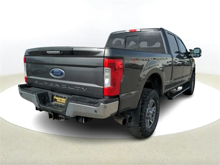 Magnetic Metallic, 2017 FORD F-350SD Image 7