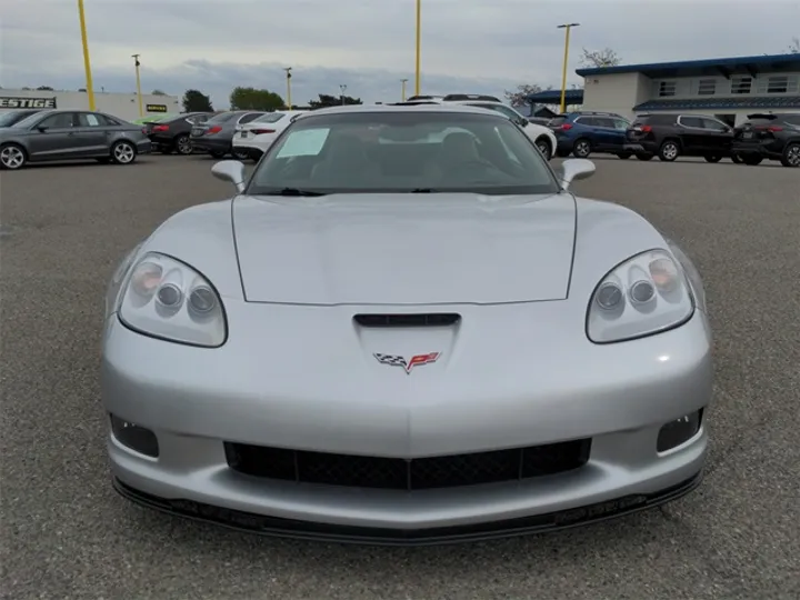 Blade Silver Metallic, 2012 CHEVROLET CORVETTE Image 2