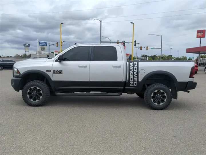 Bright Silver Metallic Clearcoat, 2018 RAM 2500 Image 4