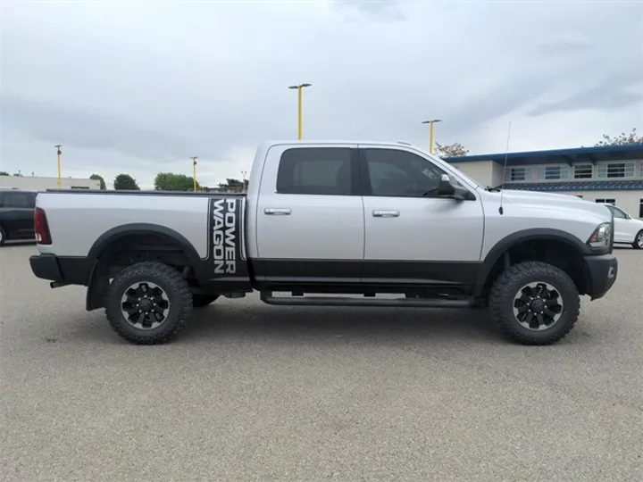 Bright Silver Metallic Clearcoat, 2018 RAM 2500 Image 8