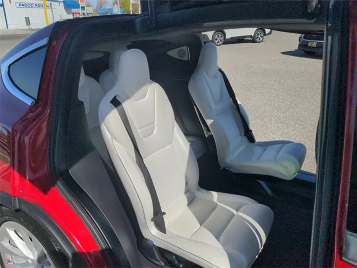 Red Multi-Coat, 2016 TESLA MODEL X Image 25