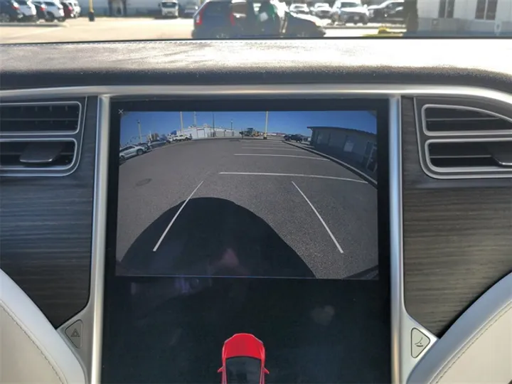 Red Multi-Coat, 2016 TESLA MODEL X Image 12