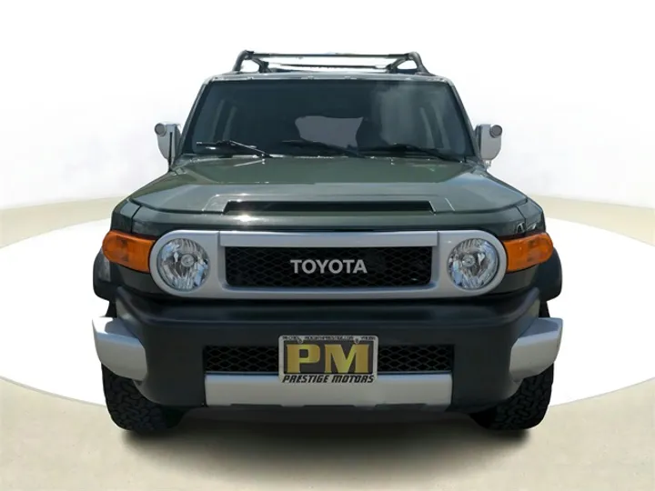 Army Green, 2014 TOYOTA FJ CRUISER Image 2