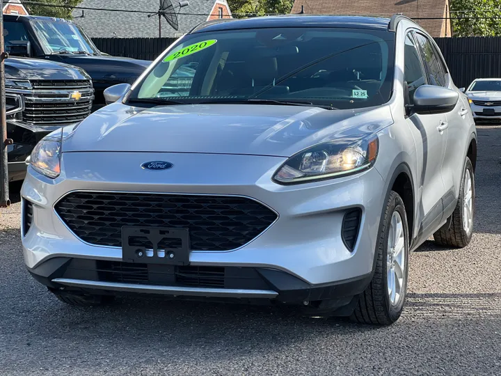 SILVER, 2020 FORD ESCAPE Image 2