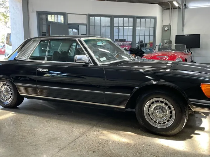 Black, 1979 Mercedes-Benz SLC Image 2