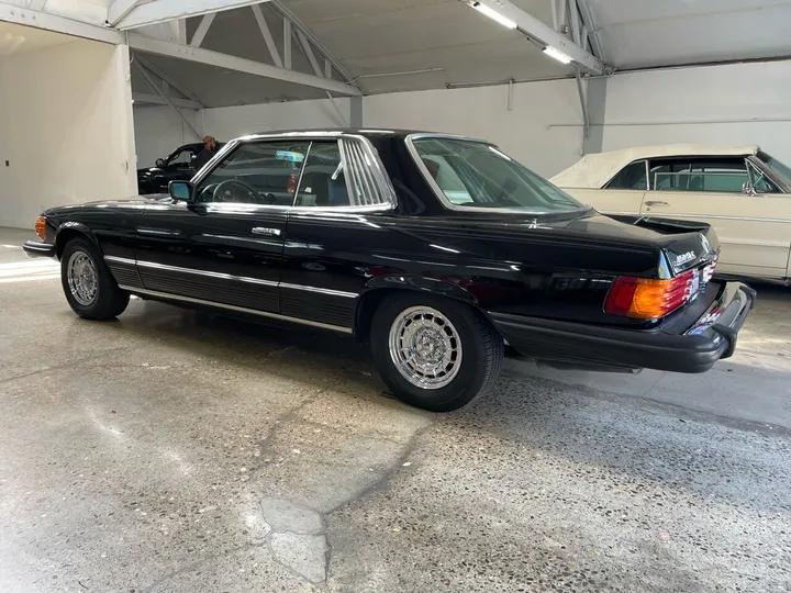 Black, 1979 Mercedes-Benz SLC Image 9