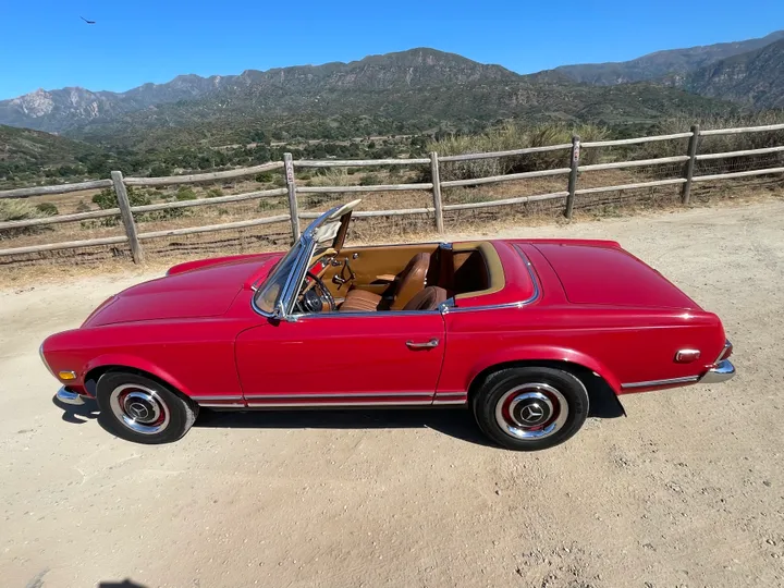 RED, 1966 MERCEDES BENZ 230 SL Image 9