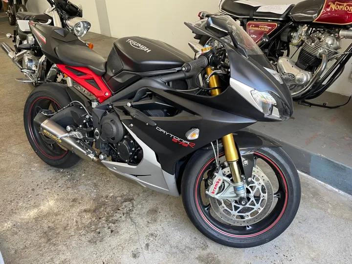 2017 daytona 675r online