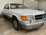 WHITE, 1988 MERCEDES-BENZ 560-CLASS Thumnail Image 8