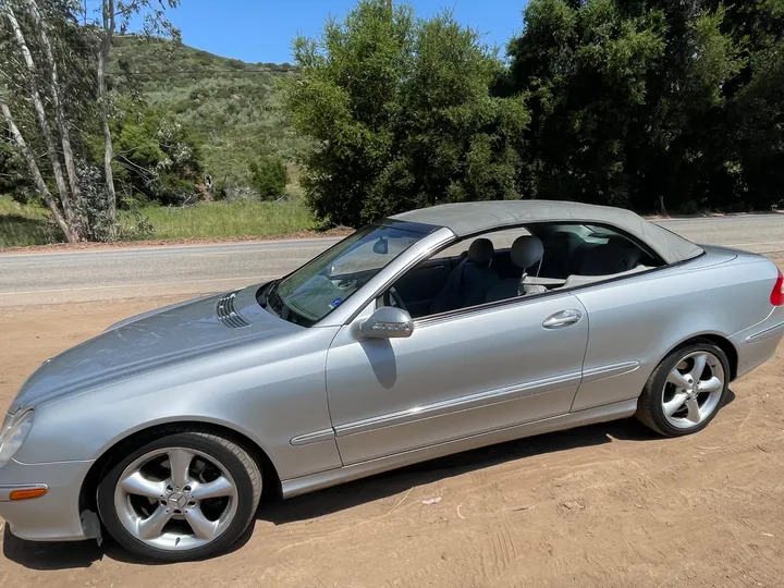 SILVER, 2005 MERCEDES-BENZ CLK-CLASS Image 13