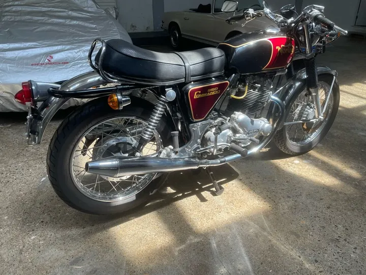 Black, 1973 Norton 850 Commando Image 2