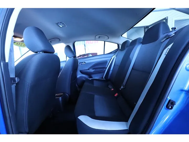 BLUE, 2021 NISSAN VERSA Image 21