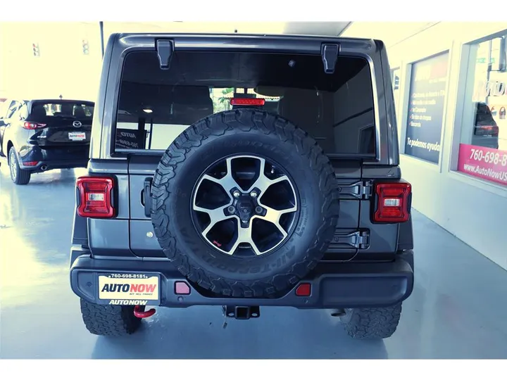 GRAY, 2018 JEEP WRANGLER UNLIMITED Image 4