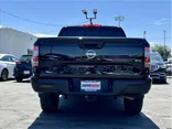 BLACK, 2022 NISSAN FRONTIER CREW CAB Thumnail Image 4