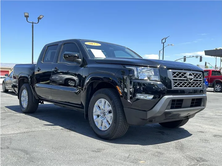 BLACK, 2022 NISSAN FRONTIER CREW CAB Image 7