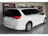 WHITE, 2021 CHRYSLER VOYAGER Thumnail Image 5