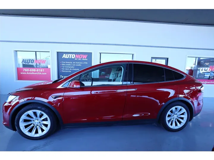 RED, 2016 TESLA MODEL X Image 2