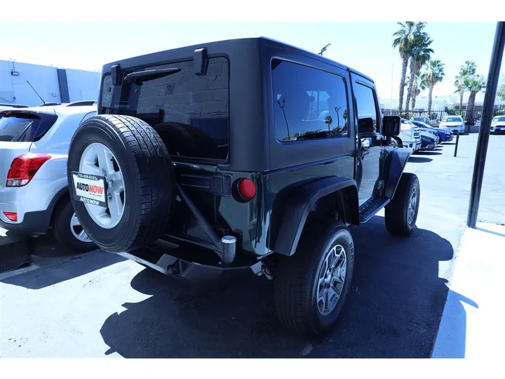 GREEN, 2011 JEEP WRANGLER Image 3