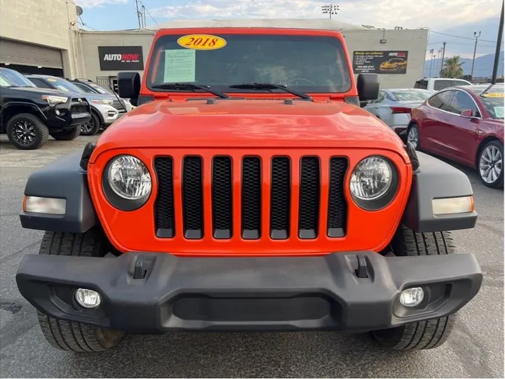 ORANGE, 2018 JEEP WRANGLER UNLIMITED Image 1