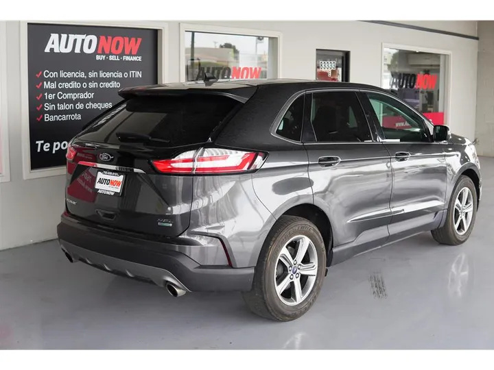 GRAY, 2020 FORD EDGE Image 3