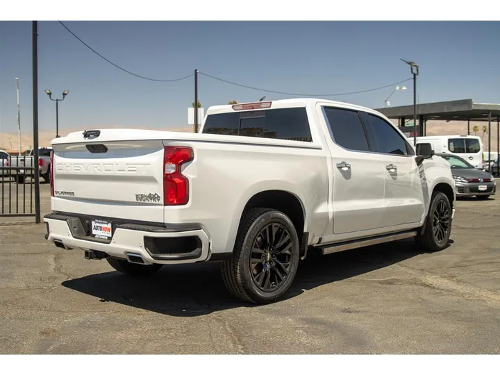 WHITE, 2019 CHEVROLET SILVERADO 1500 CREW CAB Image 5