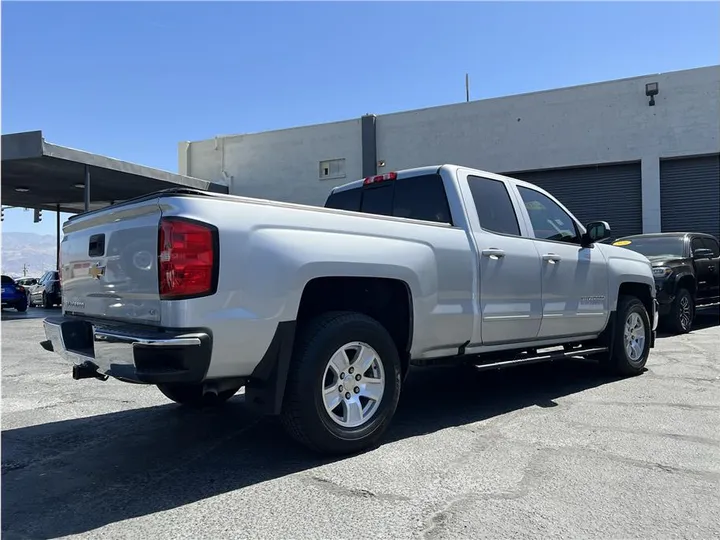 SILVER, 2018 CHEVROLET SILVERADO 1500 DOUBLE CAB Image 5