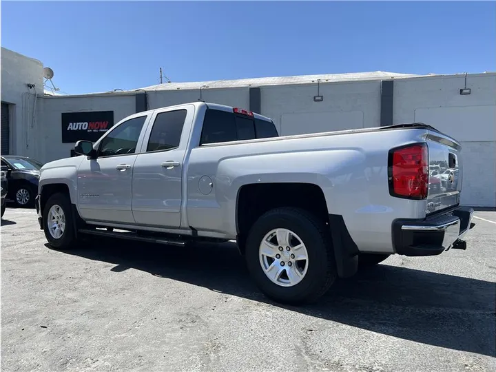 SILVER, 2018 CHEVROLET SILVERADO 1500 DOUBLE CAB Image 3