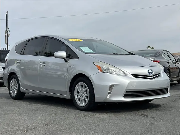 SILVER, 2012 TOYOTA PRIUS V Image 7