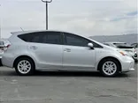 SILVER, 2012 TOYOTA PRIUS V Thumnail Image 6