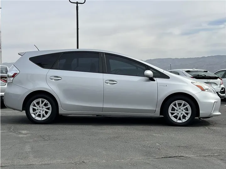 SILVER, 2012 TOYOTA PRIUS V Image 6