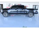 BLACK, 2020 TOYOTA TACOMA DOUBLE CAB Thumnail Image 2