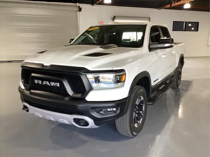 WHITE, 2020 RAM 1500 CREW CAB Image 2