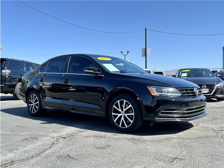 BLACK, 2018 VOLKSWAGEN JETTA Image 7