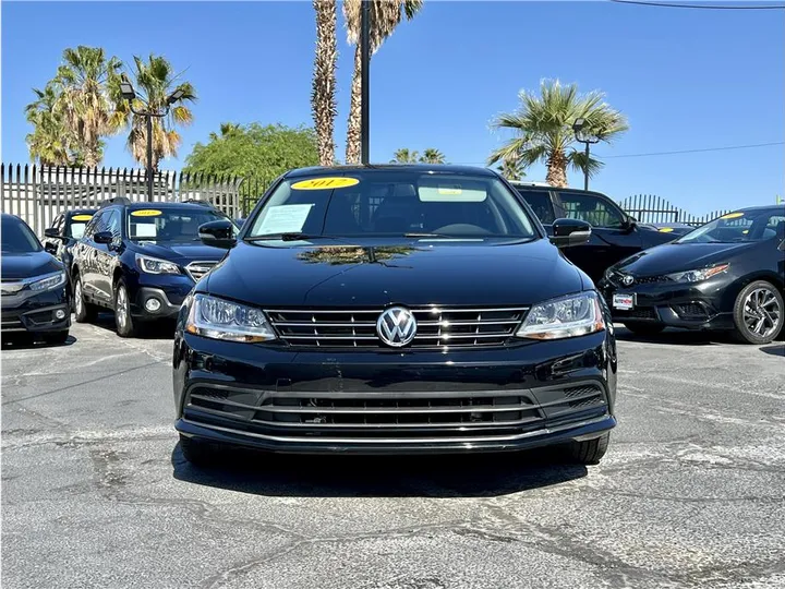 BLACK, 2018 VOLKSWAGEN JETTA Image 8