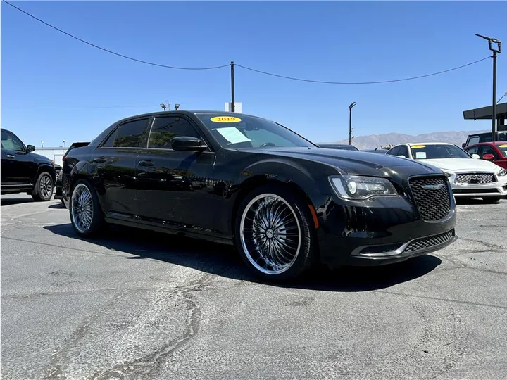 BLACK, 2019 CHRYSLER 300 Image 7