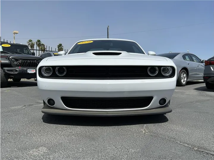 WHITE, 2021 DODGE CHALLENGER Image 8