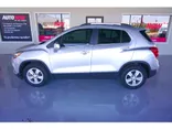 SILVER, 2020 CHEVROLET TRAX Thumnail Image 2